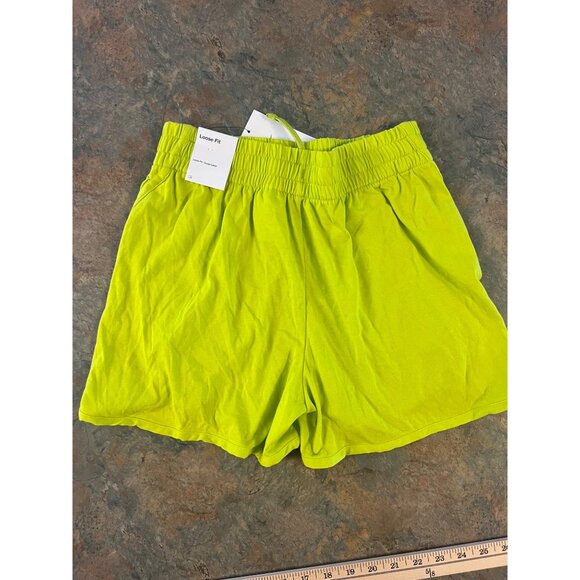 Nike Kids Training Shorts L Neon Green Dri-Fit DX4965-308‎ - Picture 8 of 8